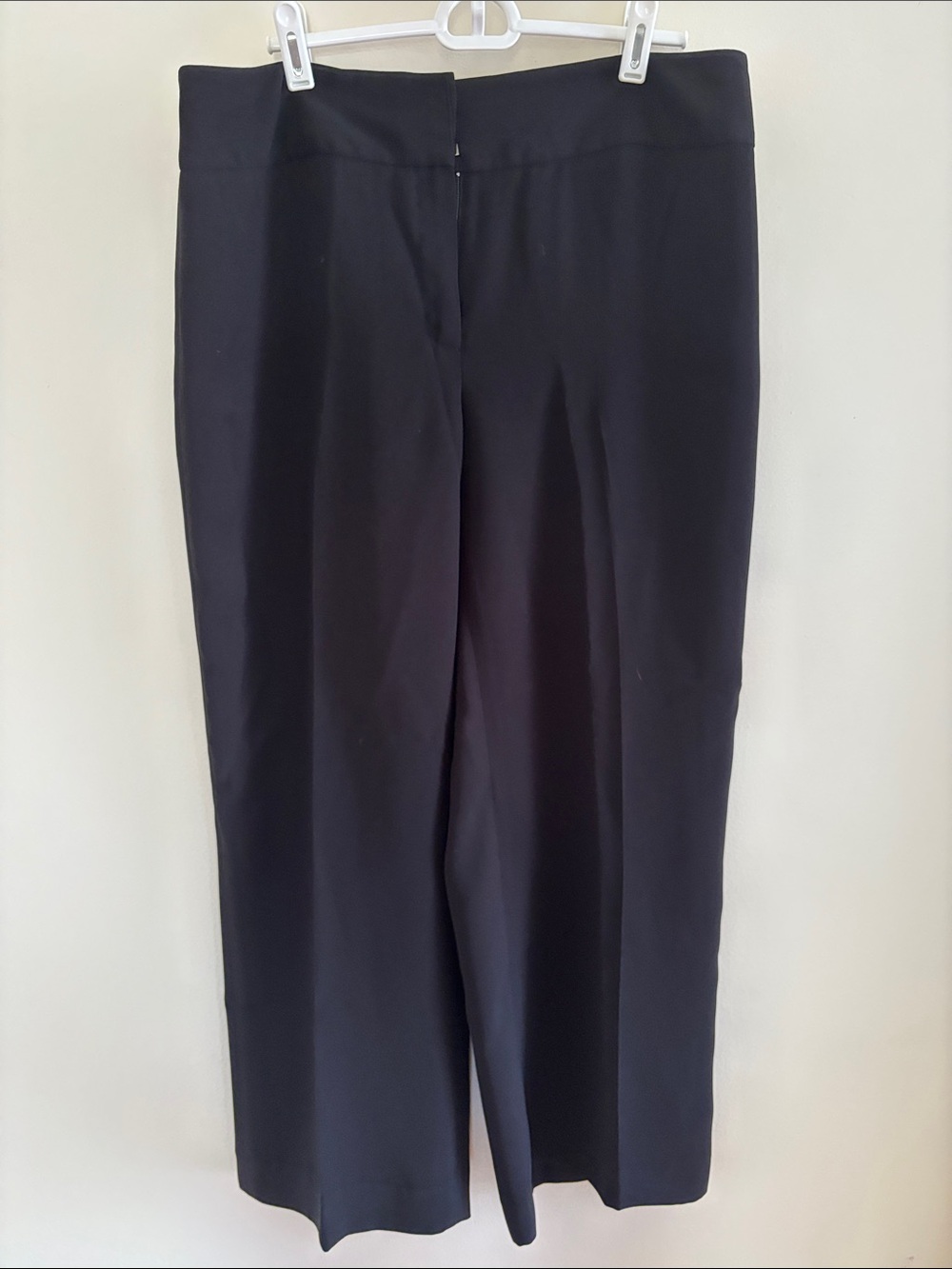 Jones Wear Black Straight-Leg Dress Pants